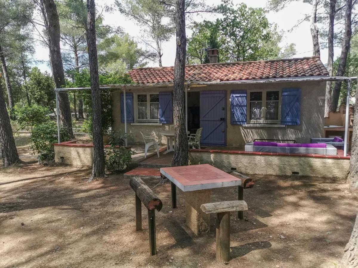 Maisonnette En Pleine Nature Le Beausset Dış mekan fotoğraf